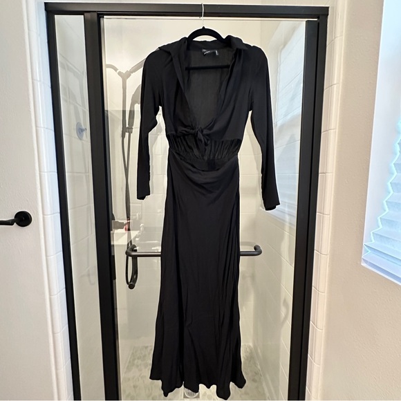 ASOS DESIGN cut out midi shirt dress with knot front detail in black - Picture 2 of 3